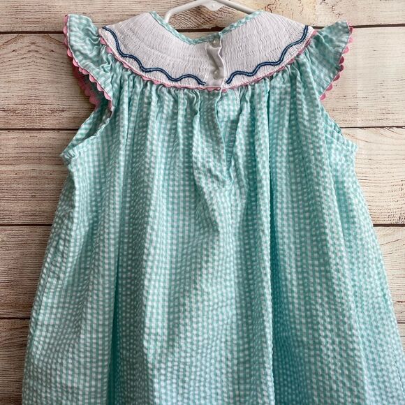 TWINS! TWO MARMELLATA SMOCKED SEERSUCKER DRESSES WITH EMBROIDERED SEAHORSES - Picture 7 of 11